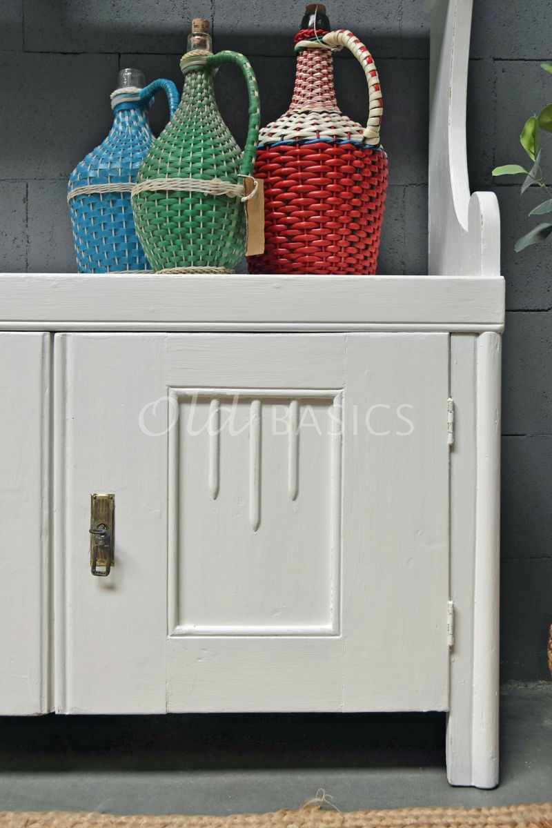 Detail van Wandrek, wit, materiaal hout
